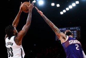 尼斯迎NBA季后赛关键赛，清晨篮板制胜，管理层满意，团队化学反应显著的简单介绍-爱游戏官网