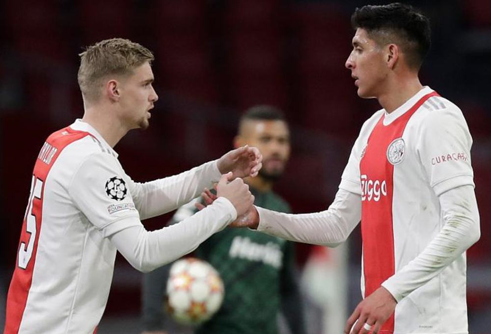 欧冠倒计时,山东泰山窗口期调整名单,细节引发关注,更衣室稳定,训练强度明显提升 欧冠倒计时,山东泰山窗口期调整名单,细节引发关注,更衣室稳定,训练强度明显提升