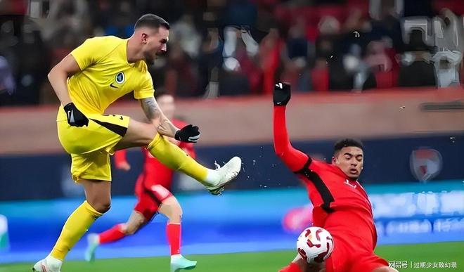 马赛训练开放日;赛后遗憾出局引欢呼;亚冠在即;年轻球员得到机会的简单介绍 马赛训练开放日;赛后遗憾出局引欢呼;亚冠在即;年轻球员得到机会的简单介绍